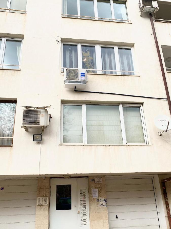 Spacious Apartment Next To South Park Просторен Апартамент До Южен Парк Top Location Sofia Eksteriør bilde