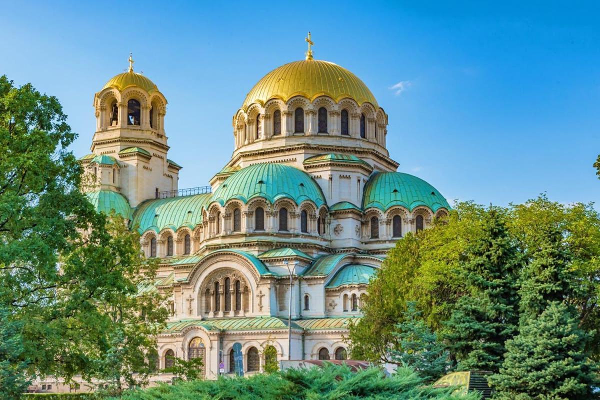 Spacious Apartment Next To South Park Просторен Апартамент До Южен Парк Top Location Sofia Eksteriør bilde